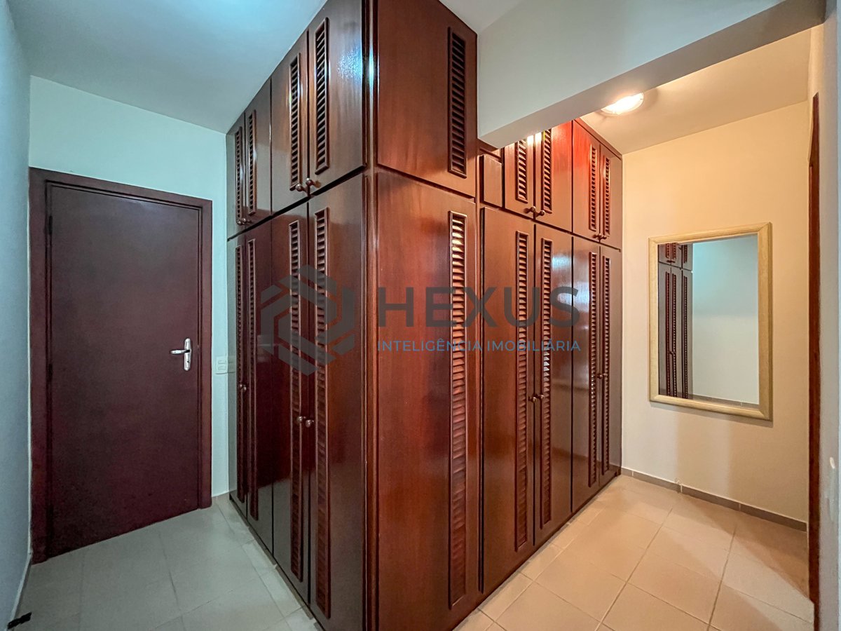 Foto 32 de Apartamento com piscina e churrasqueira na varanda na Praia das Pitangueiras, Guaruja
