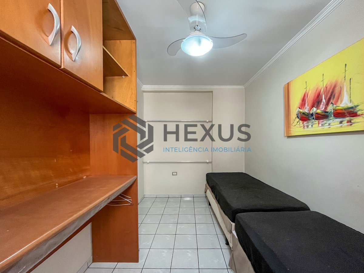 Foto 8 de Apartamento com custo baixo a uma quadra da Praia das Pitangueiras, Guaruja
