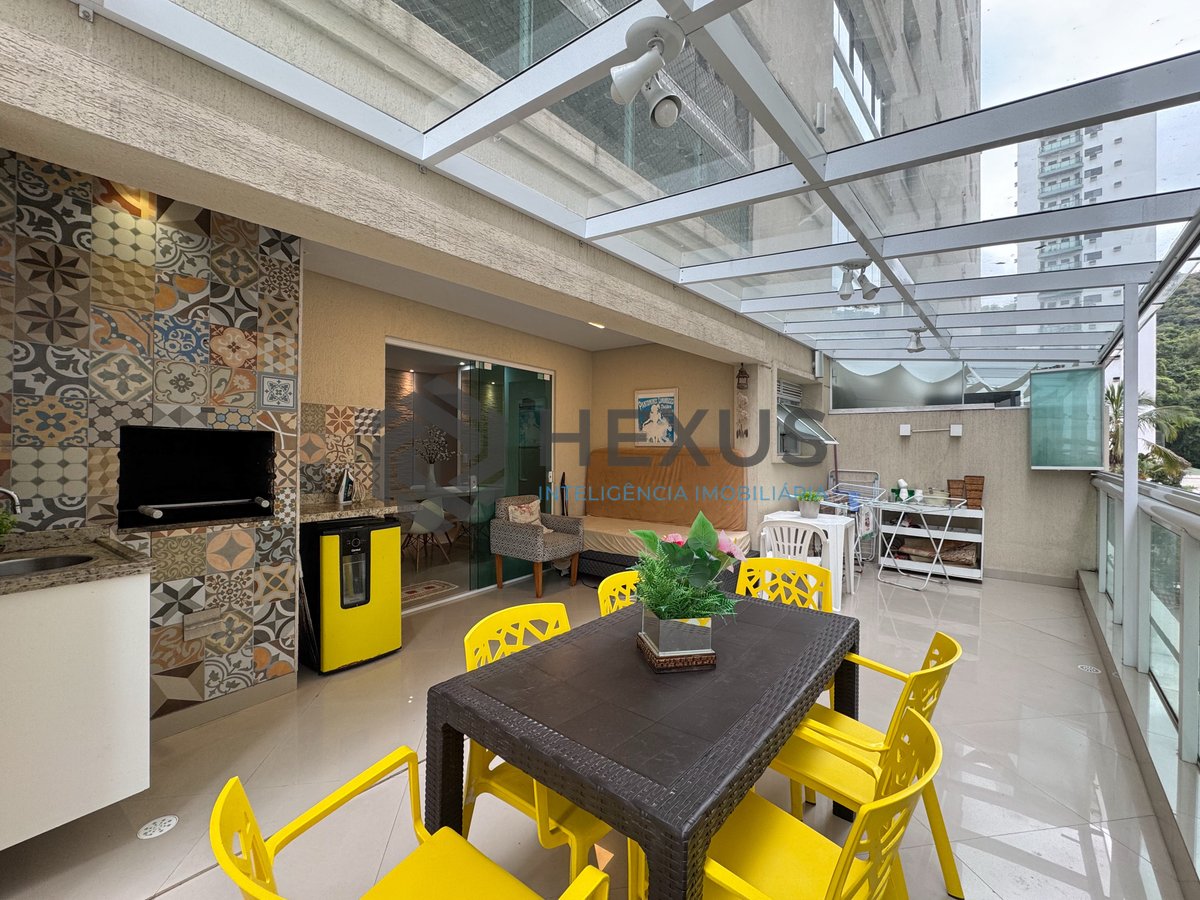 Foto 10 de Apartamento garden com varanda gourmet e lazer a uma quadra da Praia das Pitangueiras, Guaruja