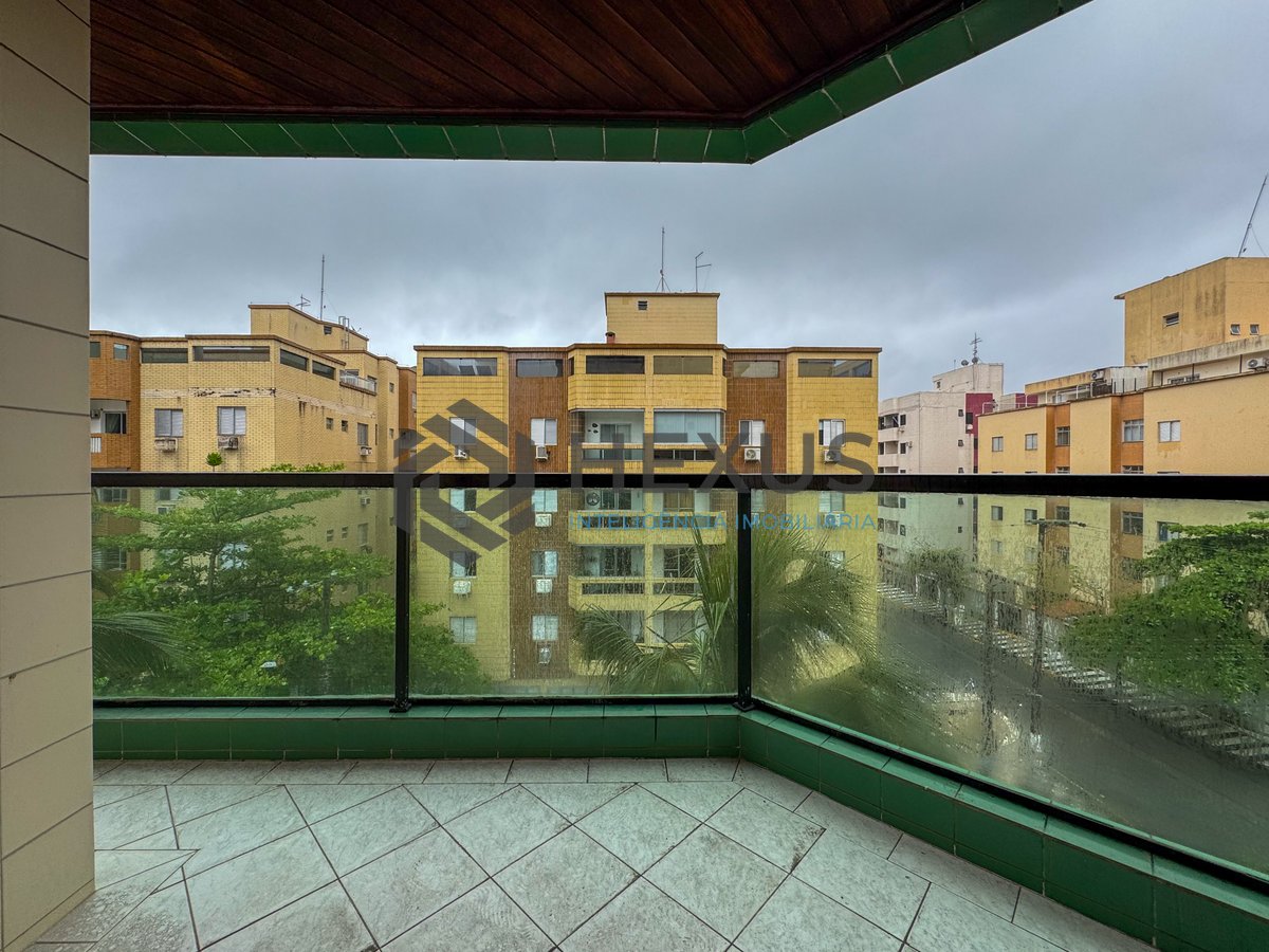Foto 10 de Apartamento frente rua com varanda e lazer na Praia das Asturias, Guaruja