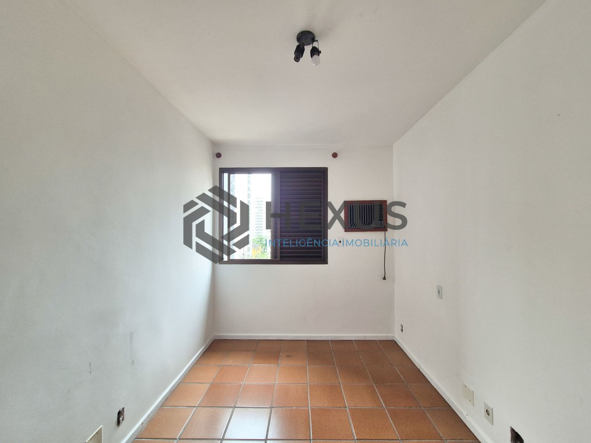 Foto 12 de Apartamento com varanda e lazer na Praia das Pitangueiras, Guaruja