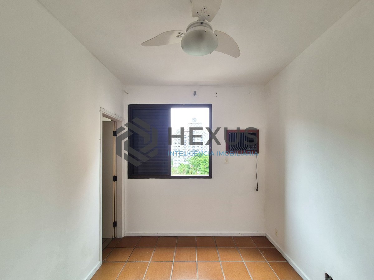 Foto 16 de Apartamento com varanda e lazer na Praia das Pitangueiras, Guaruja