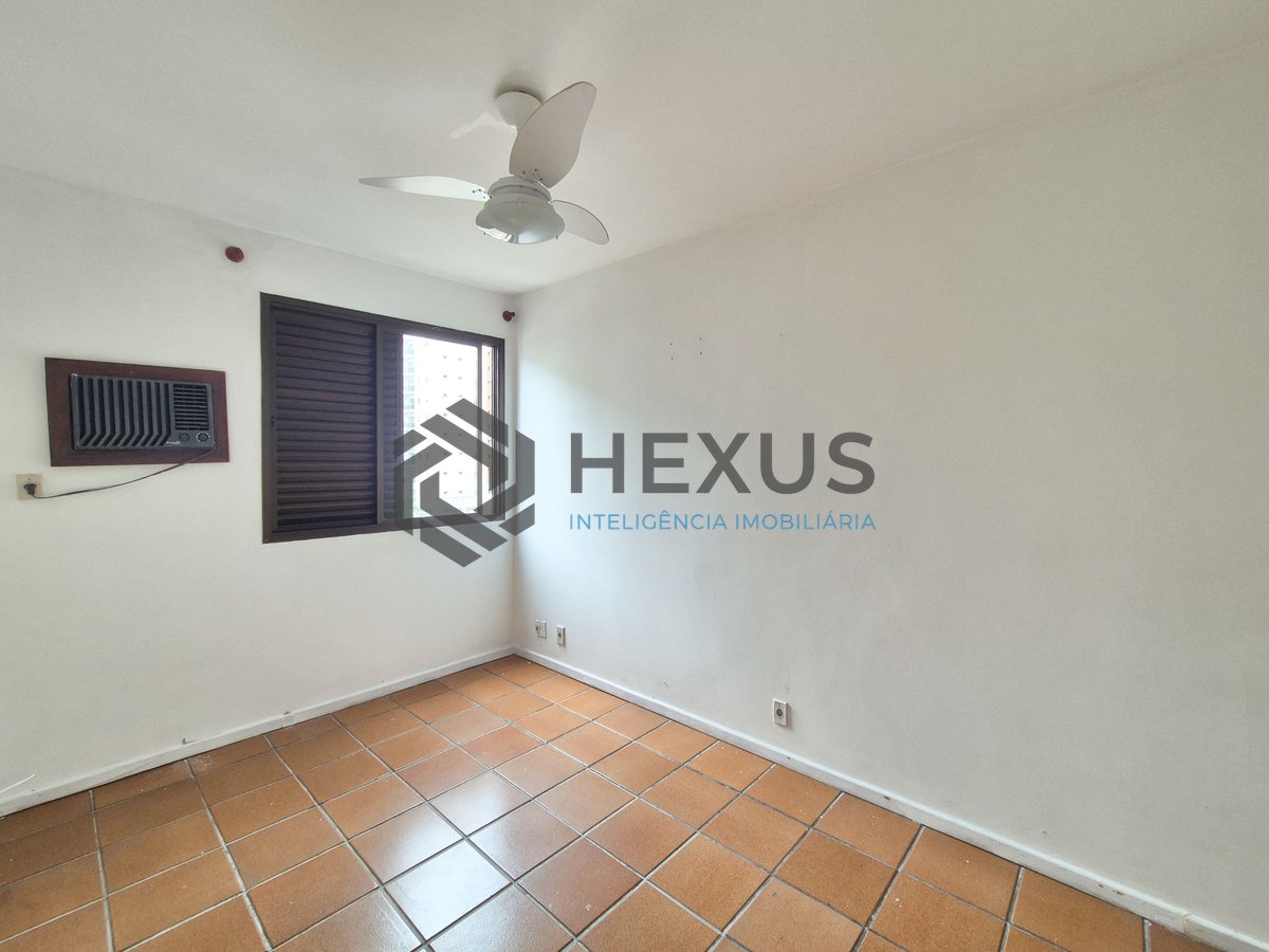 Foto 28 de Apartamento com varanda e lazer na Praia das Pitangueiras, Guaruja