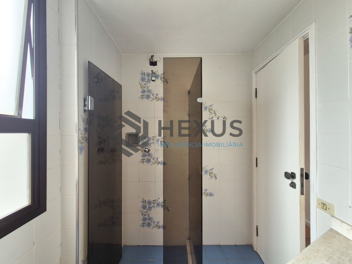 Foto 33 de Apartamento com varanda e lazer na Praia das Pitangueiras, Guaruja