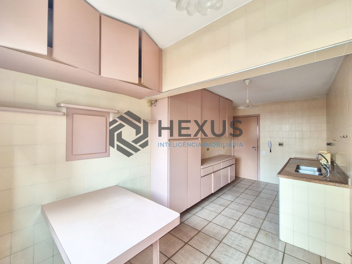 Foto 36 de Apartamento com varanda e lazer na Praia das Pitangueiras, Guaruja