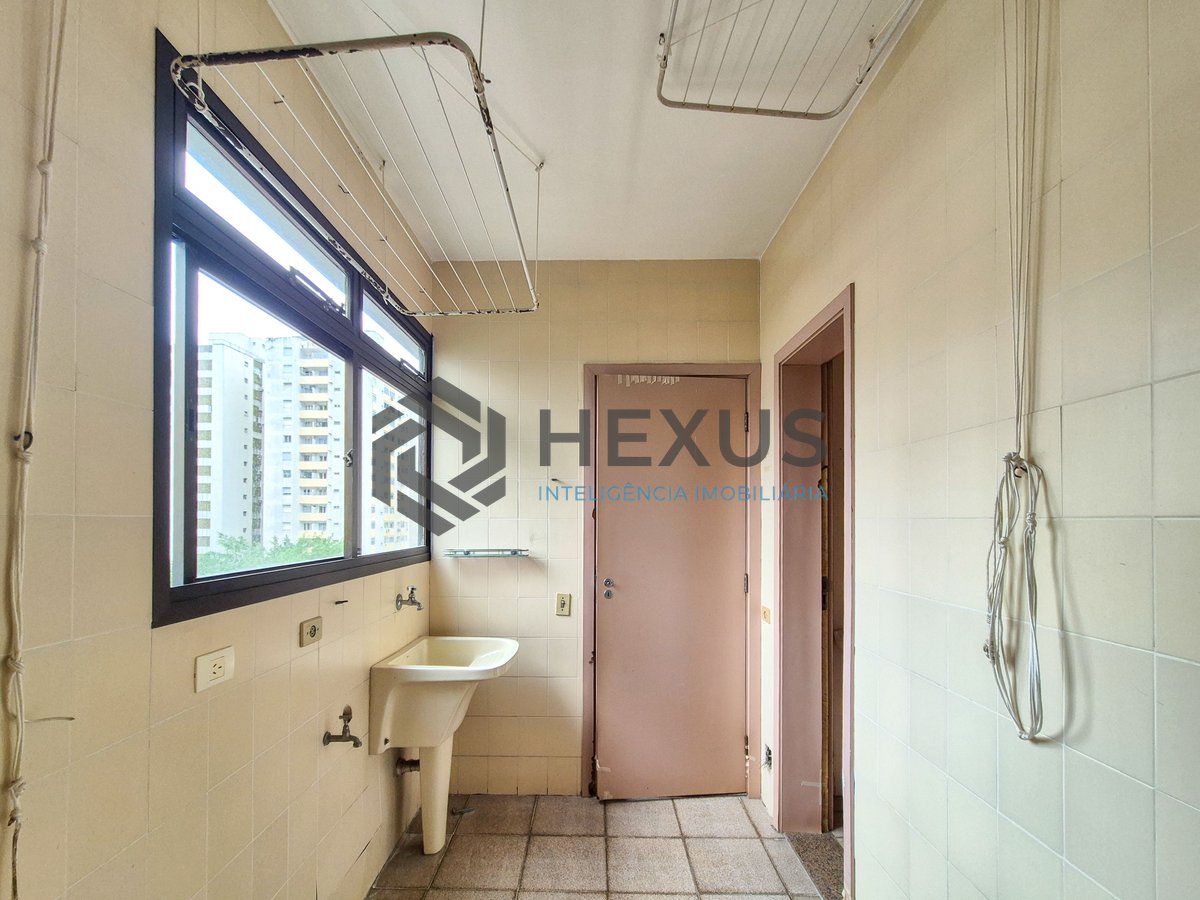 Foto 40 de Apartamento com varanda e lazer na Praia das Pitangueiras, Guaruja