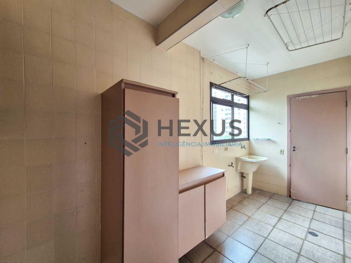 Foto 41 de Apartamento com varanda e lazer na Praia das Pitangueiras, Guaruja