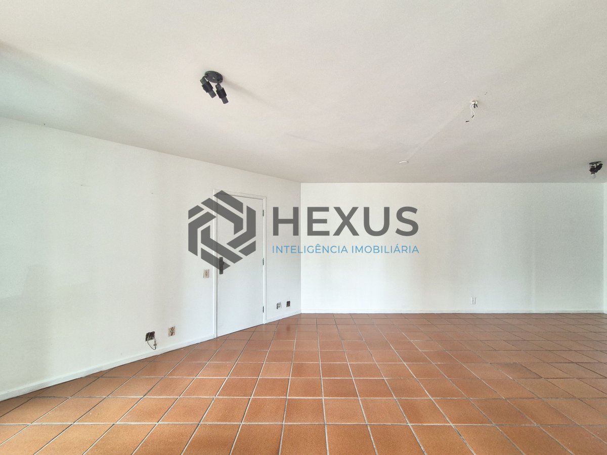 Foto 8 de Apartamento com varanda e lazer na Praia das Pitangueiras, Guaruja