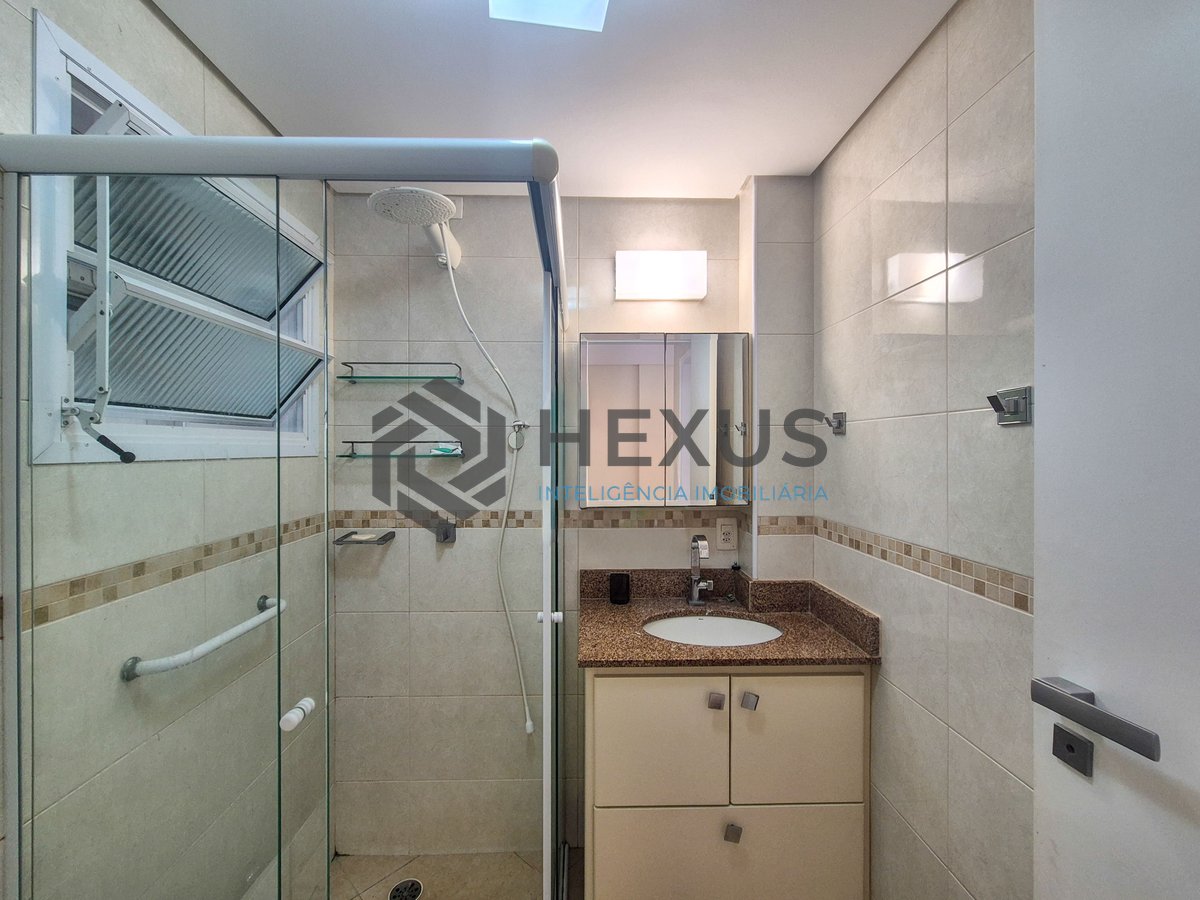 Foto 15 de Apartamento beira mar com vista mar na Praia das Pitangueiras, Guaruja