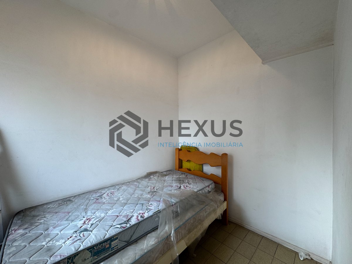 Foto 30 de Apartamento com varanda e lazer a duas quadras da Praia das Pitangueiras, Guaruja