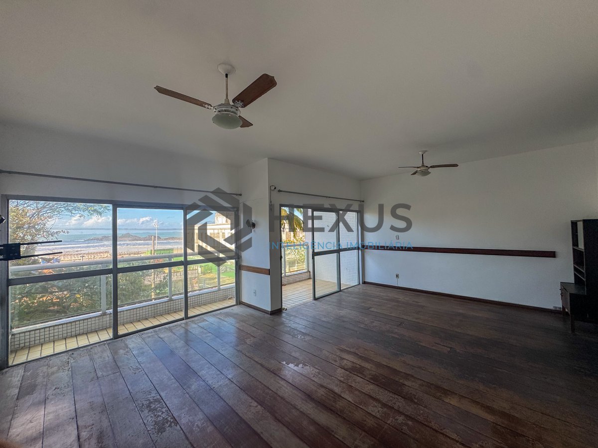 Foto 2 de Apartamento frente mar com varanda vista mar e lazer na Praia das Pitangueiras, Guaruja