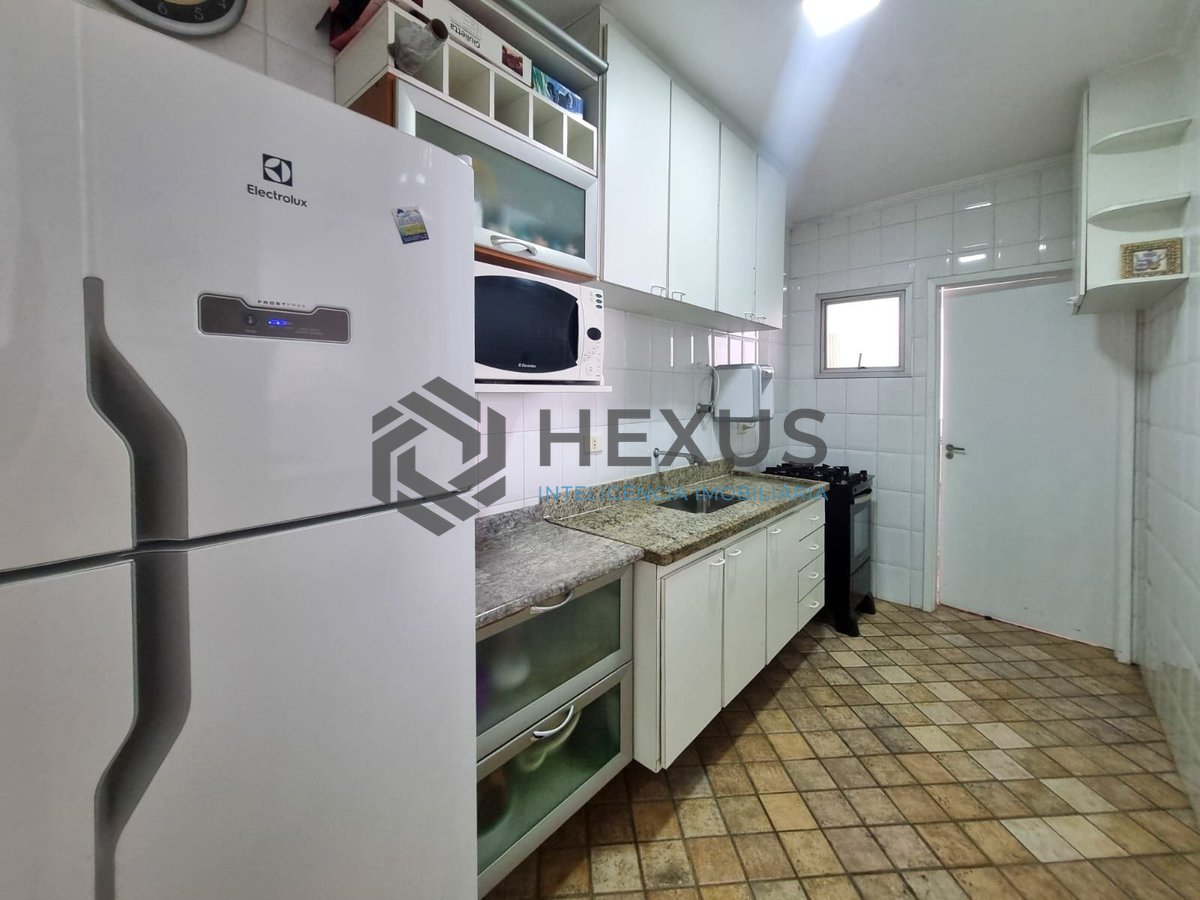 Foto 13 de Apartamento com custo baixo a duas quadras da Praia das Pitangueiras, Guaruja