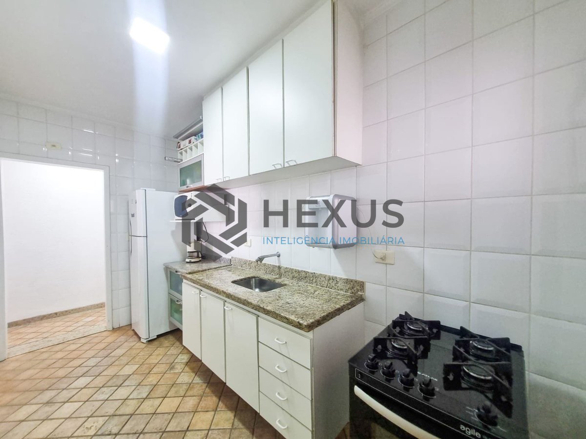 Foto 15 de Apartamento com custo baixo a duas quadras da Praia das Pitangueiras, Guaruja