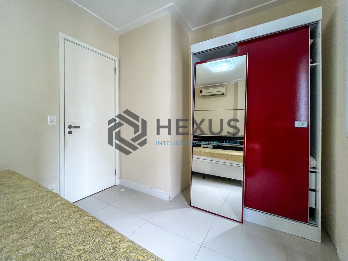 Foto 16 de Apartamento com varanda gourmet e lazer na Praia das Pitangueiras, Guaruja