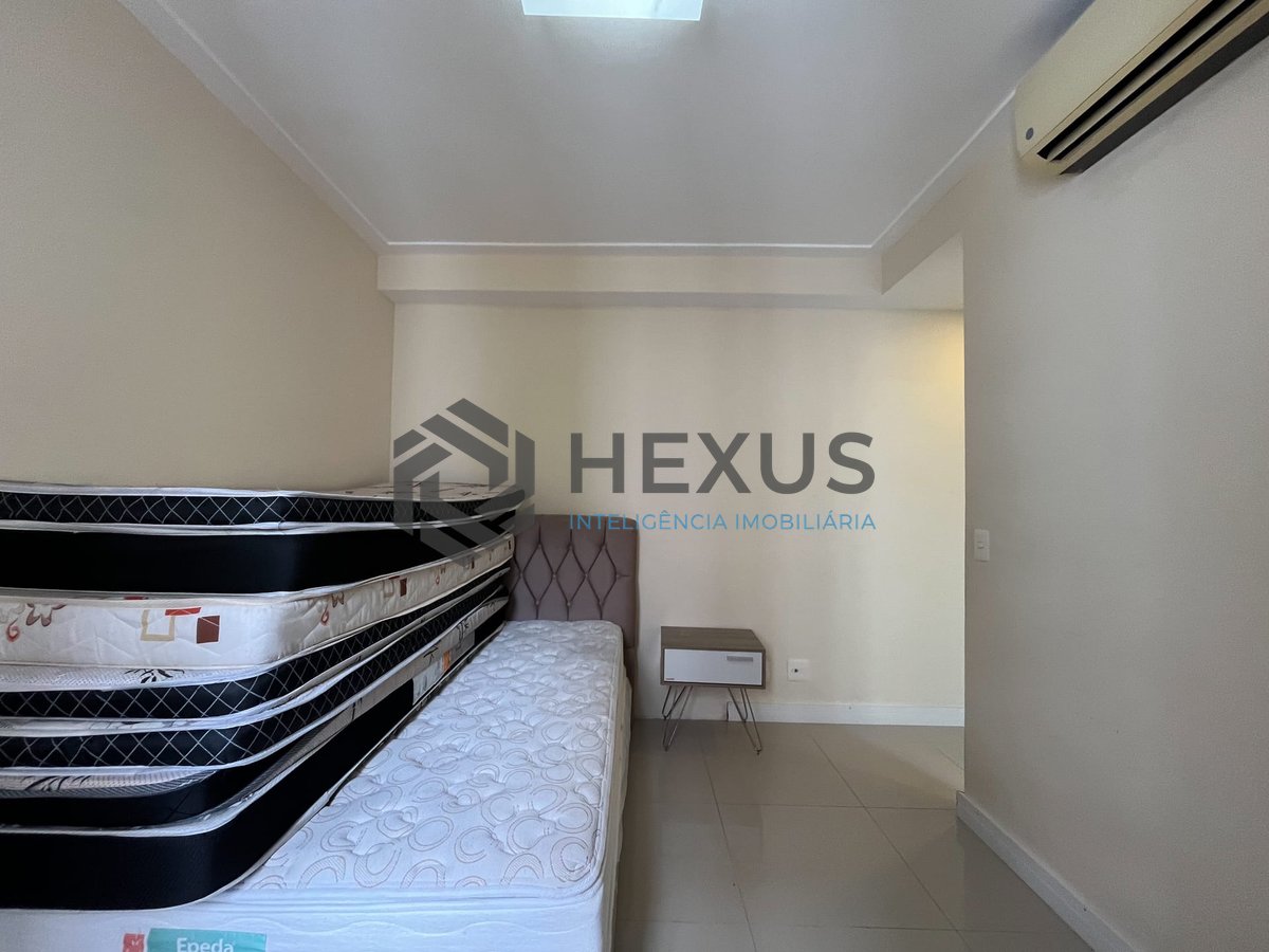 Foto 20 de Apartamento com varanda gourmet e lazer na Praia das Pitangueiras, Guaruja