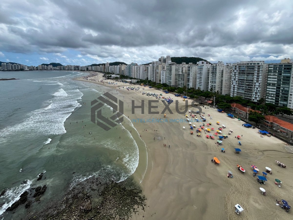 Foto 12 de Apartamento frente mar com varanda na Praia das Pitangueiras, Guaruja