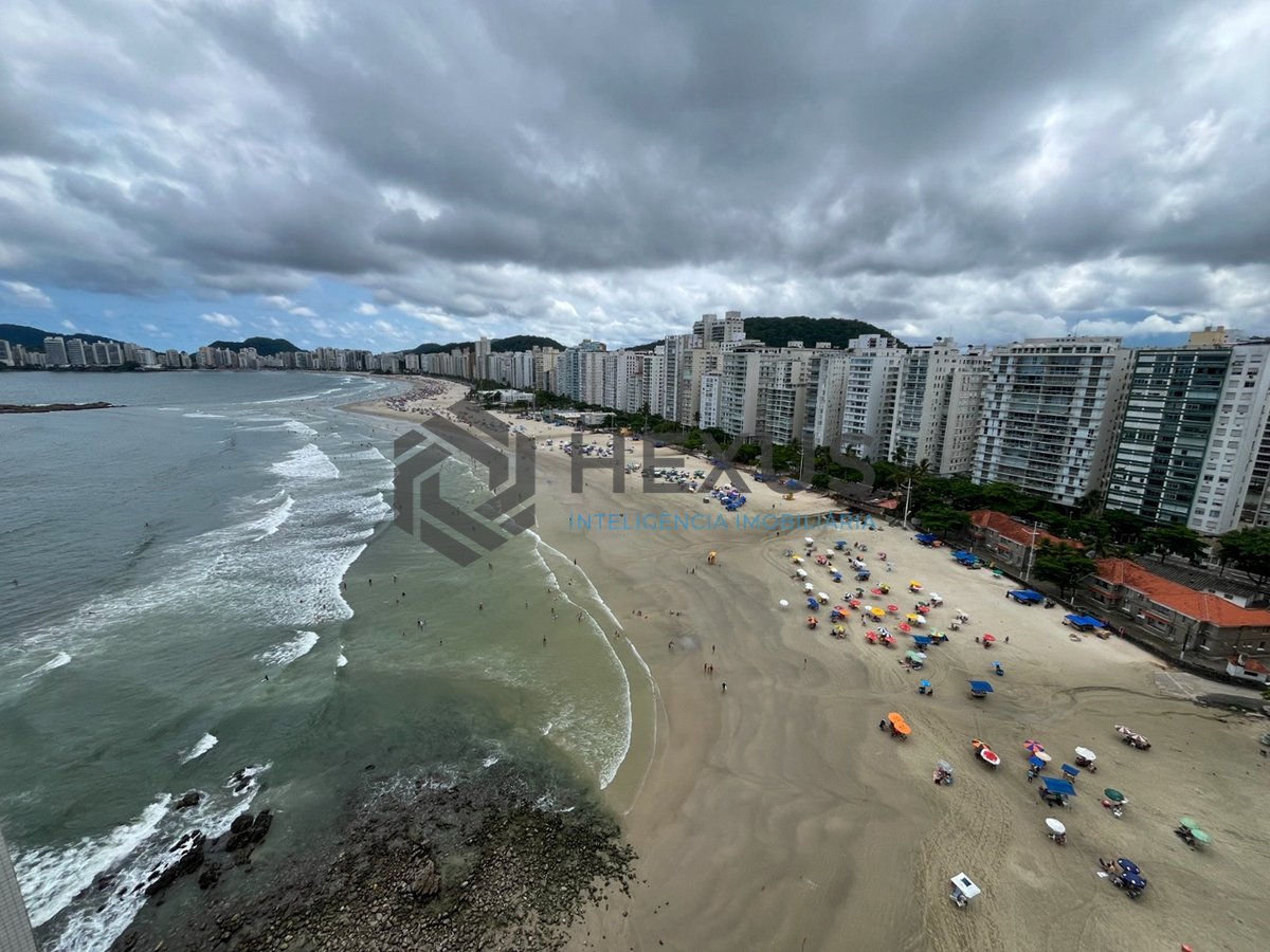 Foto 13 de Apartamento frente mar com varanda na Praia das Pitangueiras, Guaruja