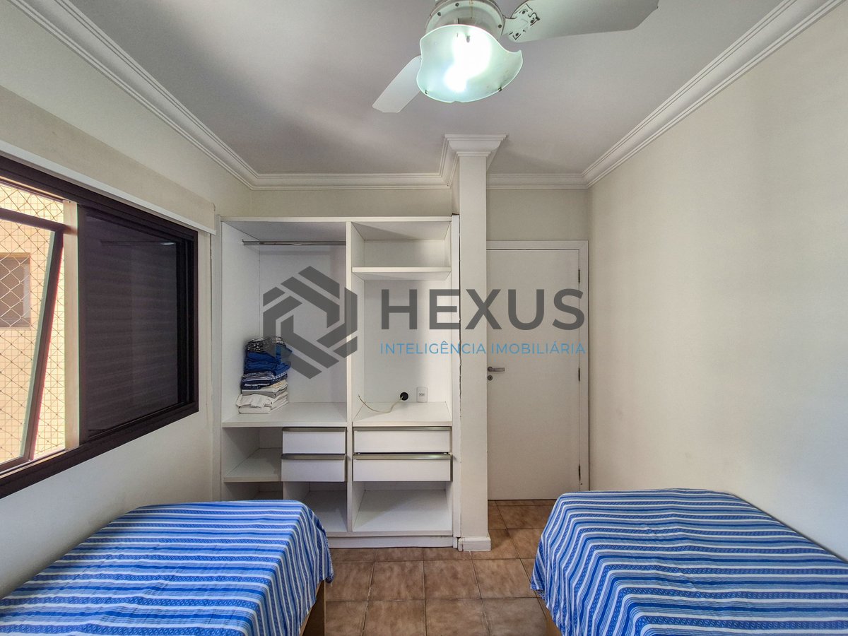 Foto 24 de Apartamento com varanda e lazer na Praia das Pitangueiras, Guaruja