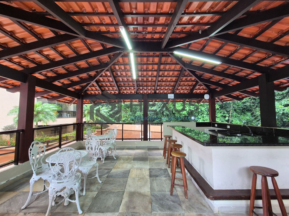 Foto 37 de Apartamento com varanda e lazer na Praia das Pitangueiras, Guaruja