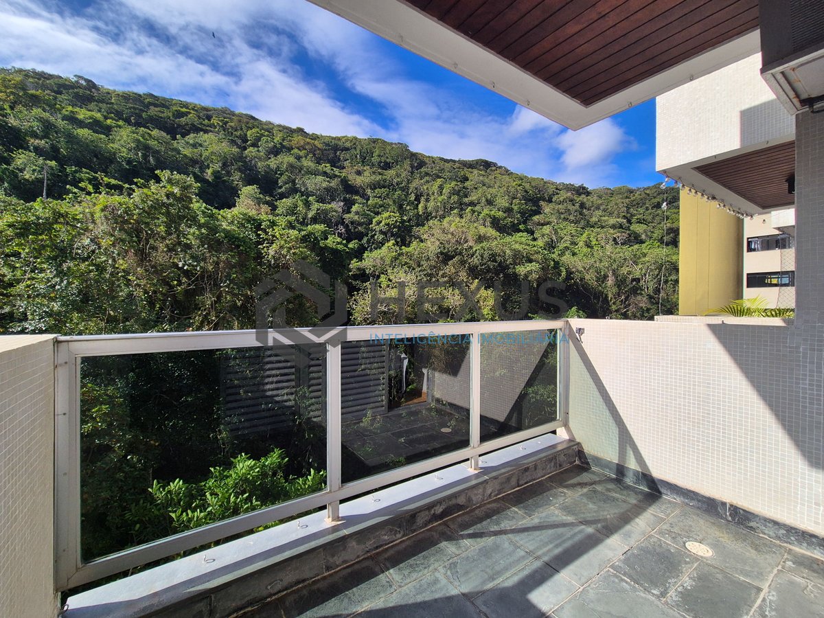 Foto 23 de Apartamento com varanda e lazer na Praia das Pitangueiras, Guaruja