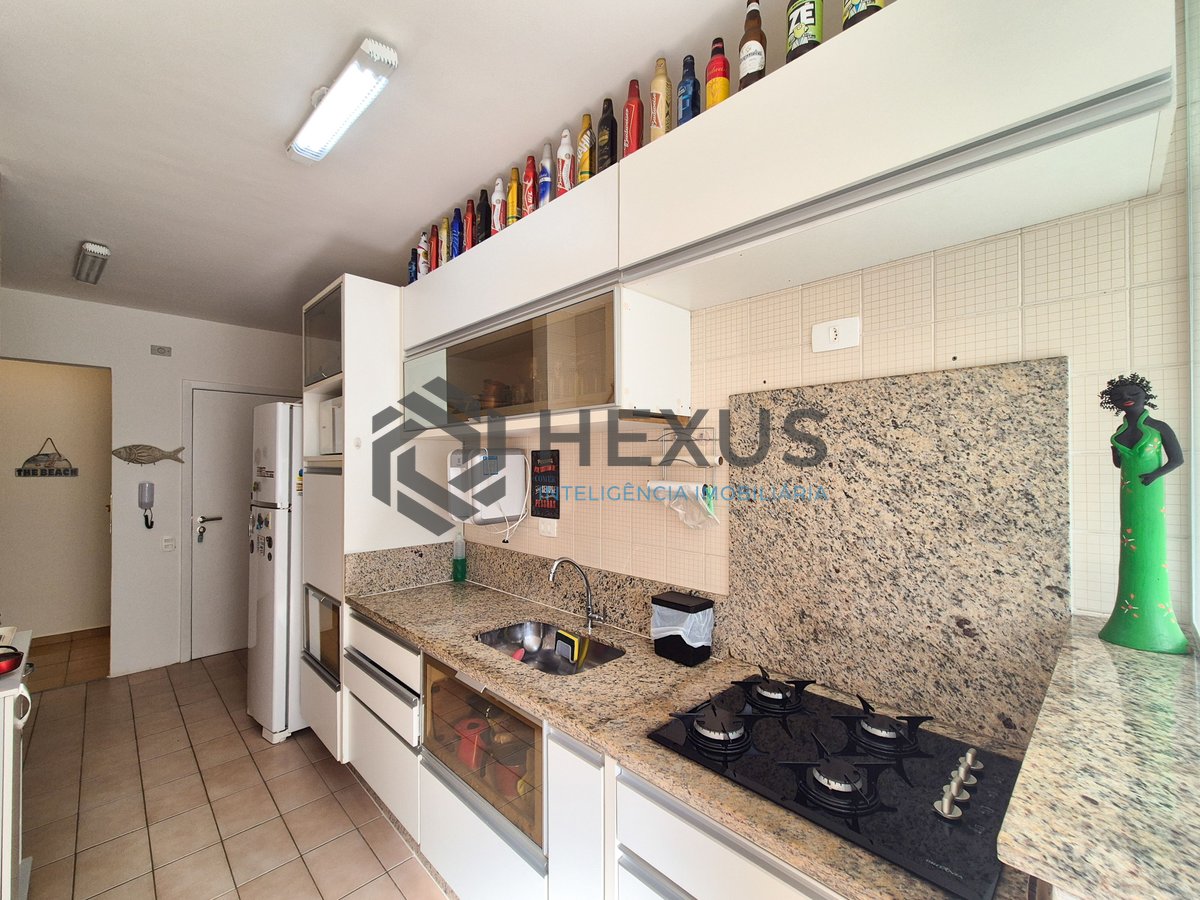 Foto 39 de Apartamento com varanda e lazer na Praia das Pitangueiras, Guaruja