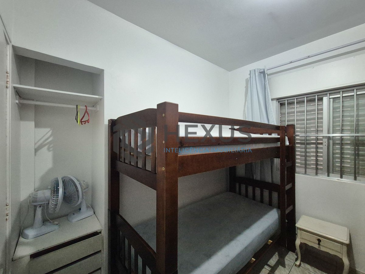 Foto 19 de Apartamento com varanda e vista mar na beira mar da Praia das Pitangueiras, Guaruja
