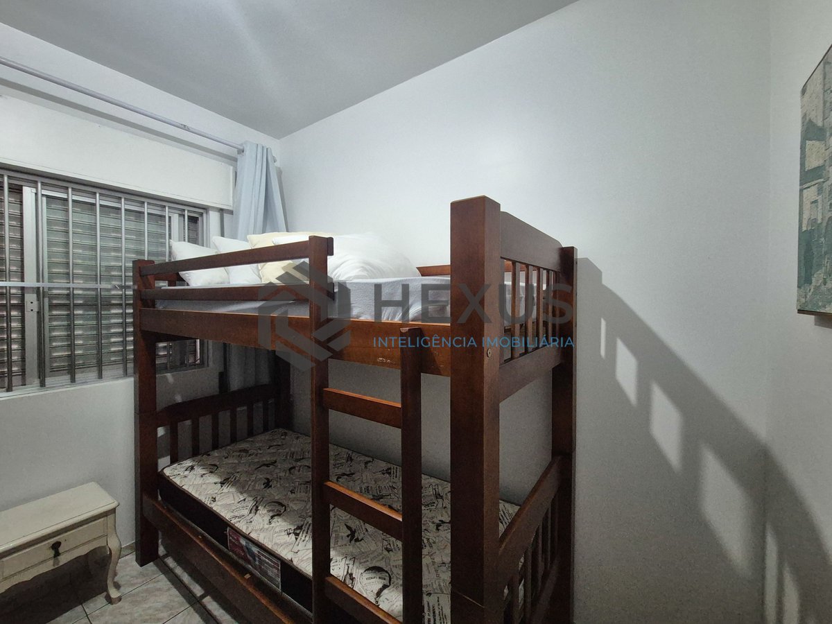 Foto 20 de Apartamento com varanda e vista mar na beira mar da Praia das Pitangueiras, Guaruja