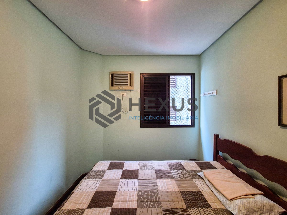 Foto 17 de Apartamento com varanda na Praia das Pitangueiras, Guaruja