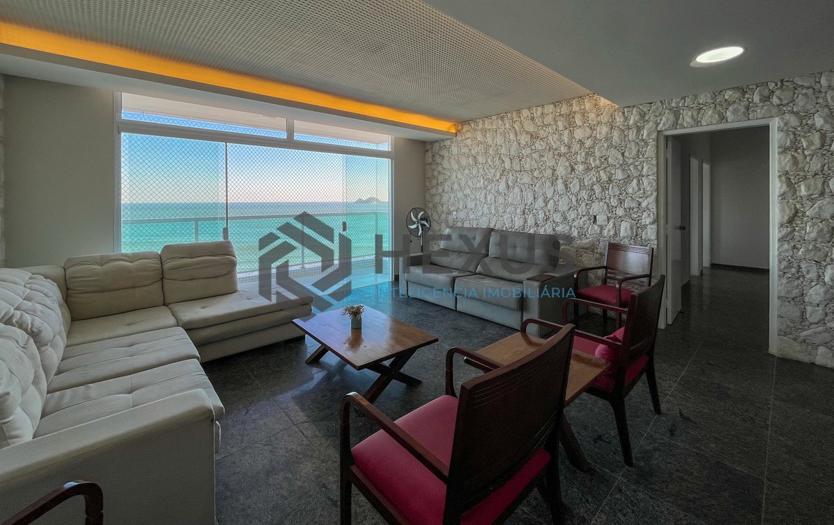 Foto 2 de Apartamento reformado frente mar com varanda vista mar na Praia das Pitangueiras, Guaruja