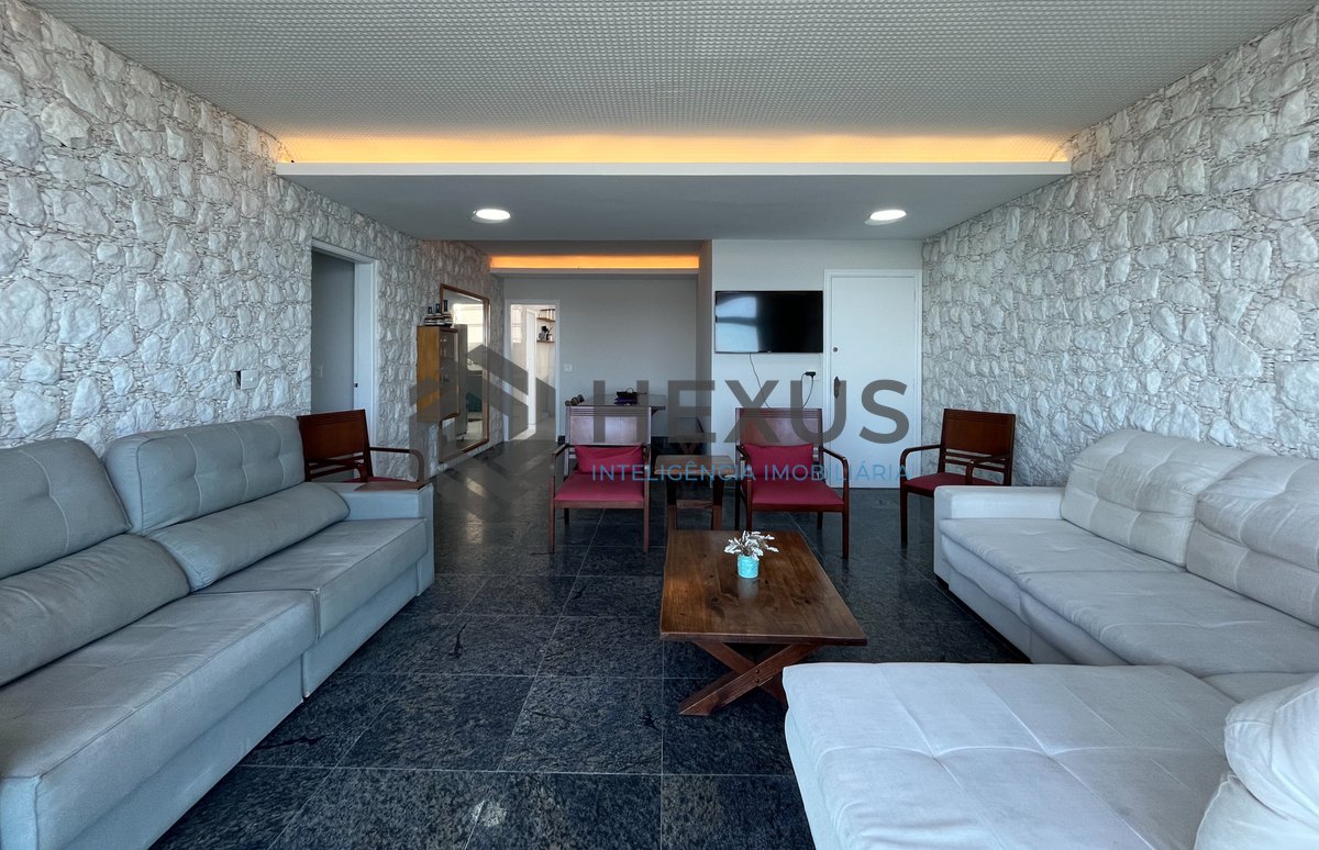 Foto 8 de Apartamento reformado frente mar com varanda vista mar na Praia das Pitangueiras, Guaruja