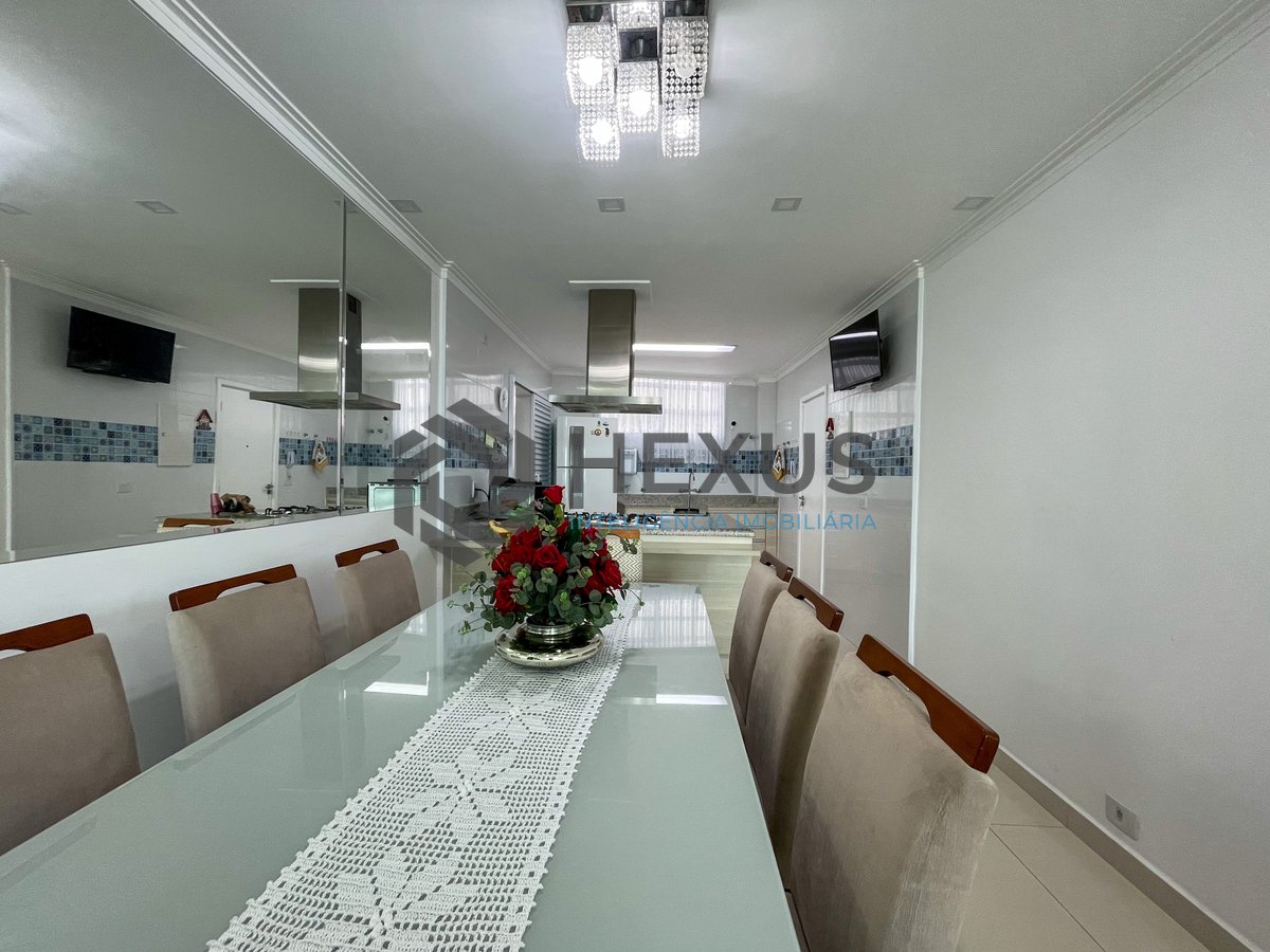 Foto 4 de Apartamento reformado  frente mar, com quintal e churrasqueira à venda, Pitangueiras, Guarujá, SP
