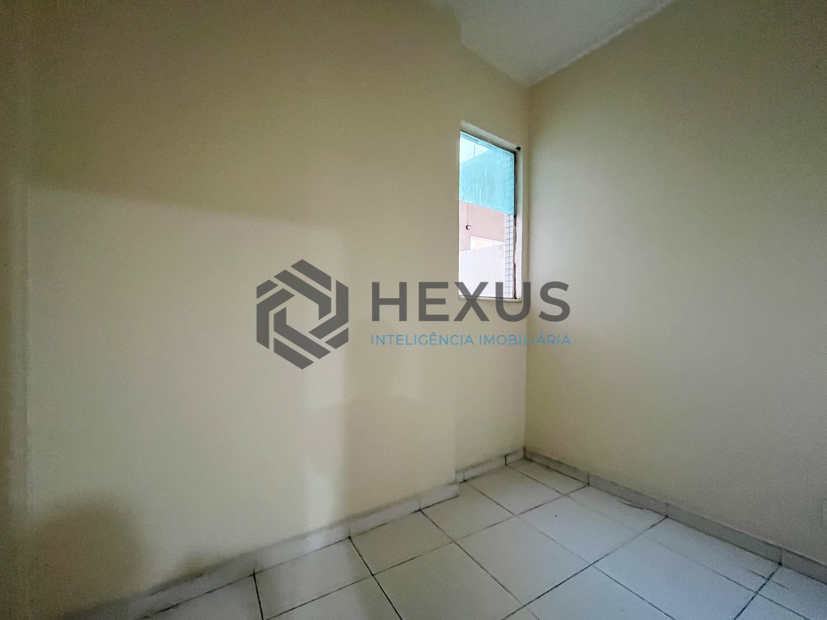 Foto 37 de Apartamento frente mar reformado com com quintal e varanda na Praia das Pitangueiras, Guaruja