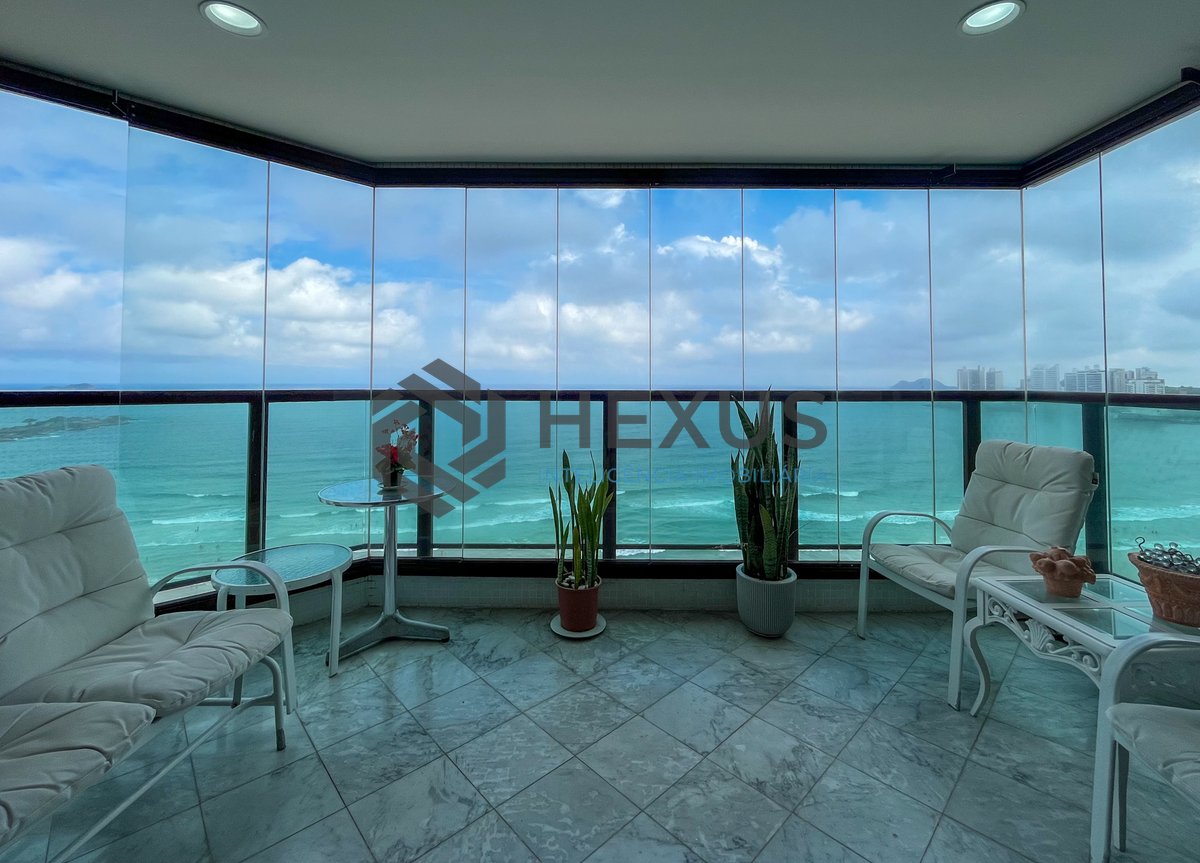 Foto 11 de Apartamento frente mar com varanda e lazer na Praia das Pitangueiras, Guaruja