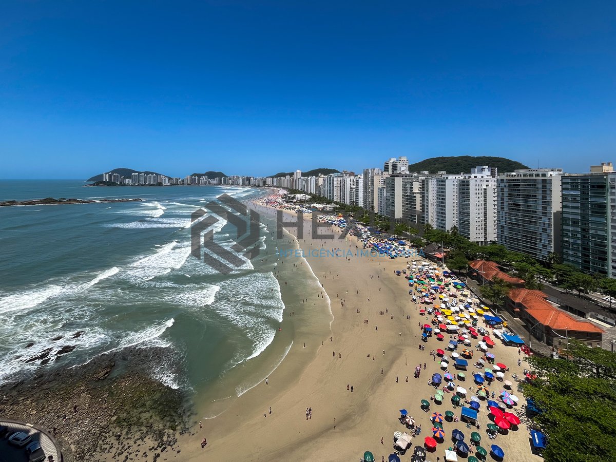 Foto 14 de Apartamento reformado frente mar com varanda na Praia das Pitangueiras, Guaruja