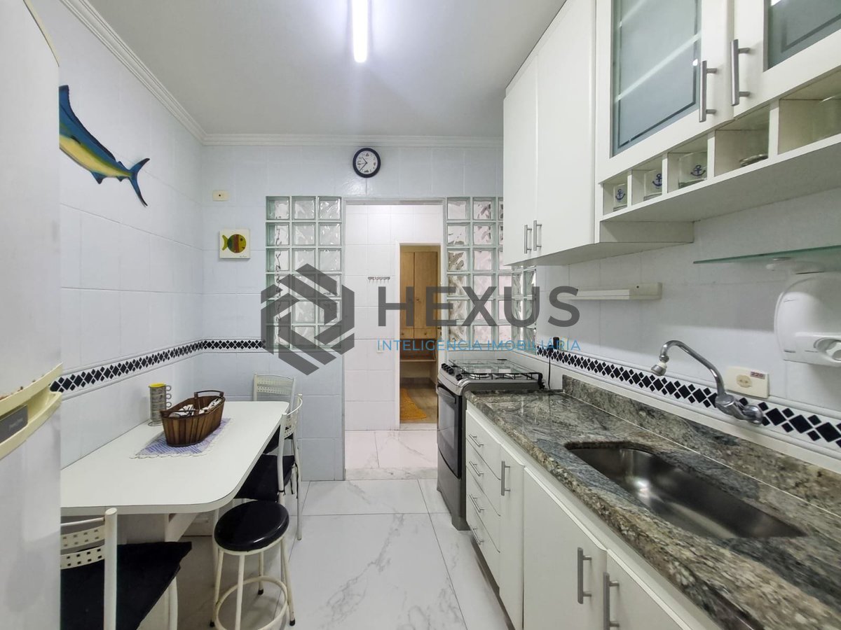 Foto 20 de Apartamento com varanda e lazer a uma quadra da Praia das Pitangueiras, Guaruja