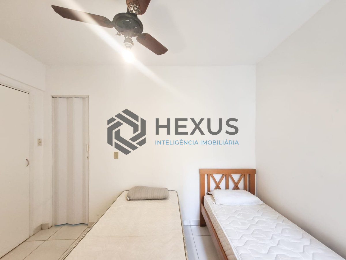Foto 17 de Apartamento com varanda na beira mar da Praia das Pitangueiras, Guaruja