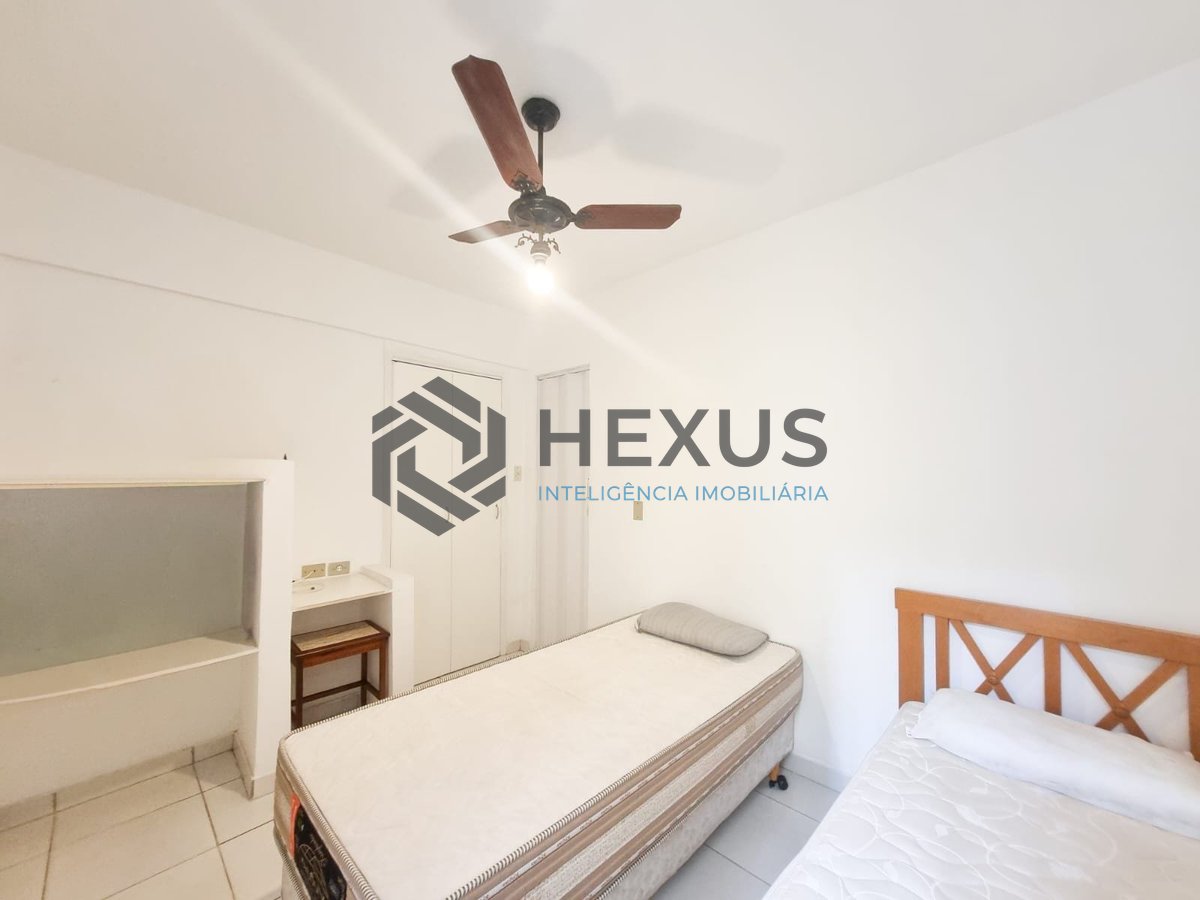 Foto 18 de Apartamento com varanda na beira mar da Praia das Pitangueiras, Guaruja