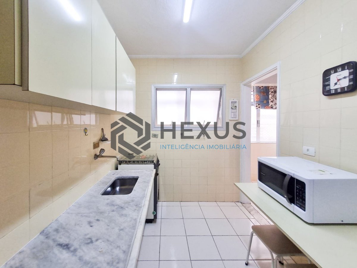 Foto 22 de Apartamento com varanda na beira mar da Praia das Pitangueiras, Guaruja