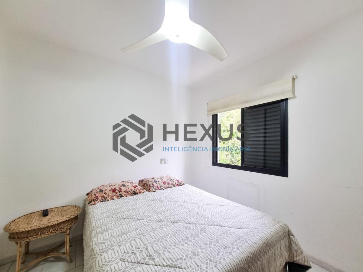 Foto 10 de Apartamento com varanda e lazer a 100m da praia nas Pitangueiras, Guarujá
