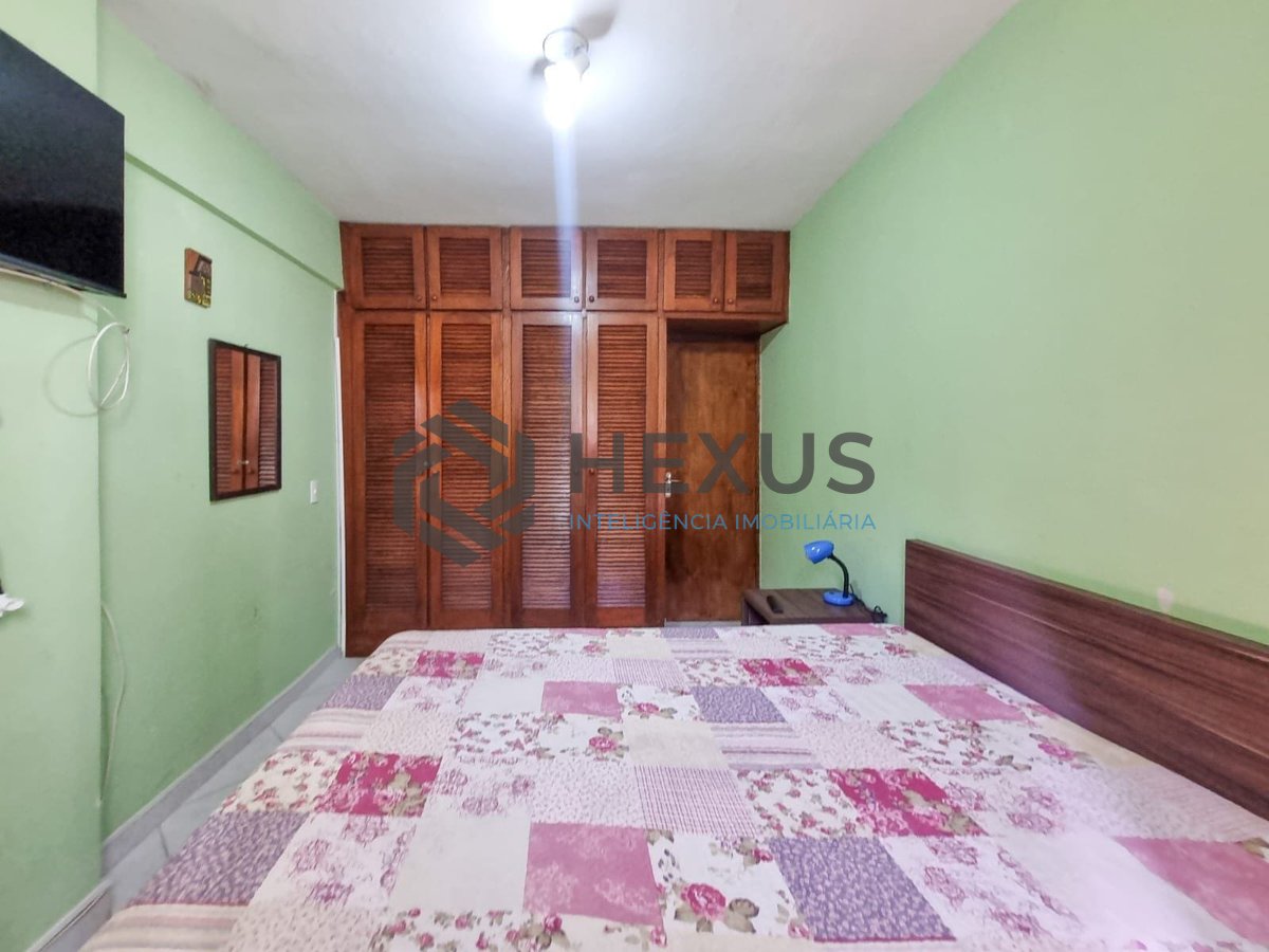 Foto 9 de Apartamento com despesas baixas a duas quadras da Praia das Pitangueiras, Guaruja