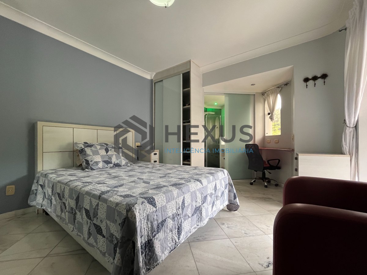 Foto 23 de Apartamento com varanda e lazer na Praia das Pitangueiras, Guaruja