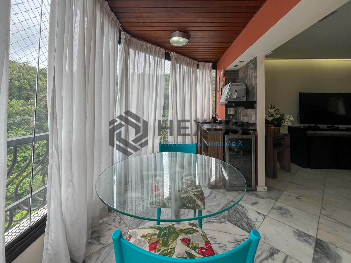 Foto 7 de Apartamento com varanda e lazer na Praia das Pitangueiras, Guaruja