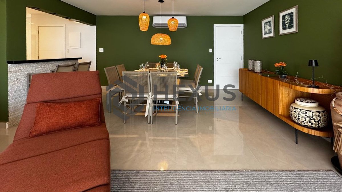 Foto 6 de Apartamento reformado frente mar com varanda na Praia das Pitangueiras, Guaruja