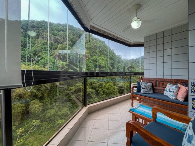 Foto 7 de Apartamento beira mar com varanda e lazer na Praia da Enseada, Guaruja