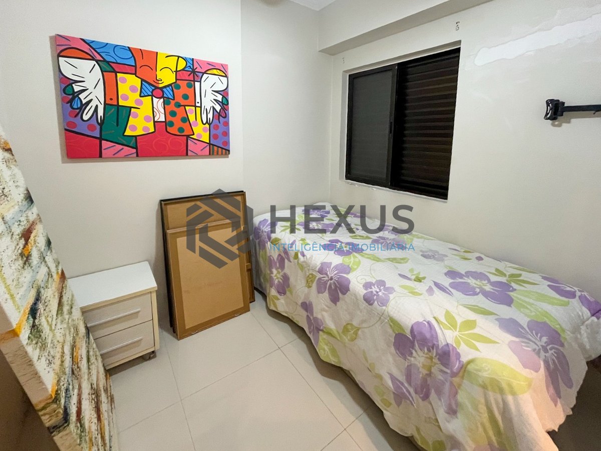 Foto 16 de Apartamento beira mar com varanda e lazer na Praia da Enseada, Guaruja