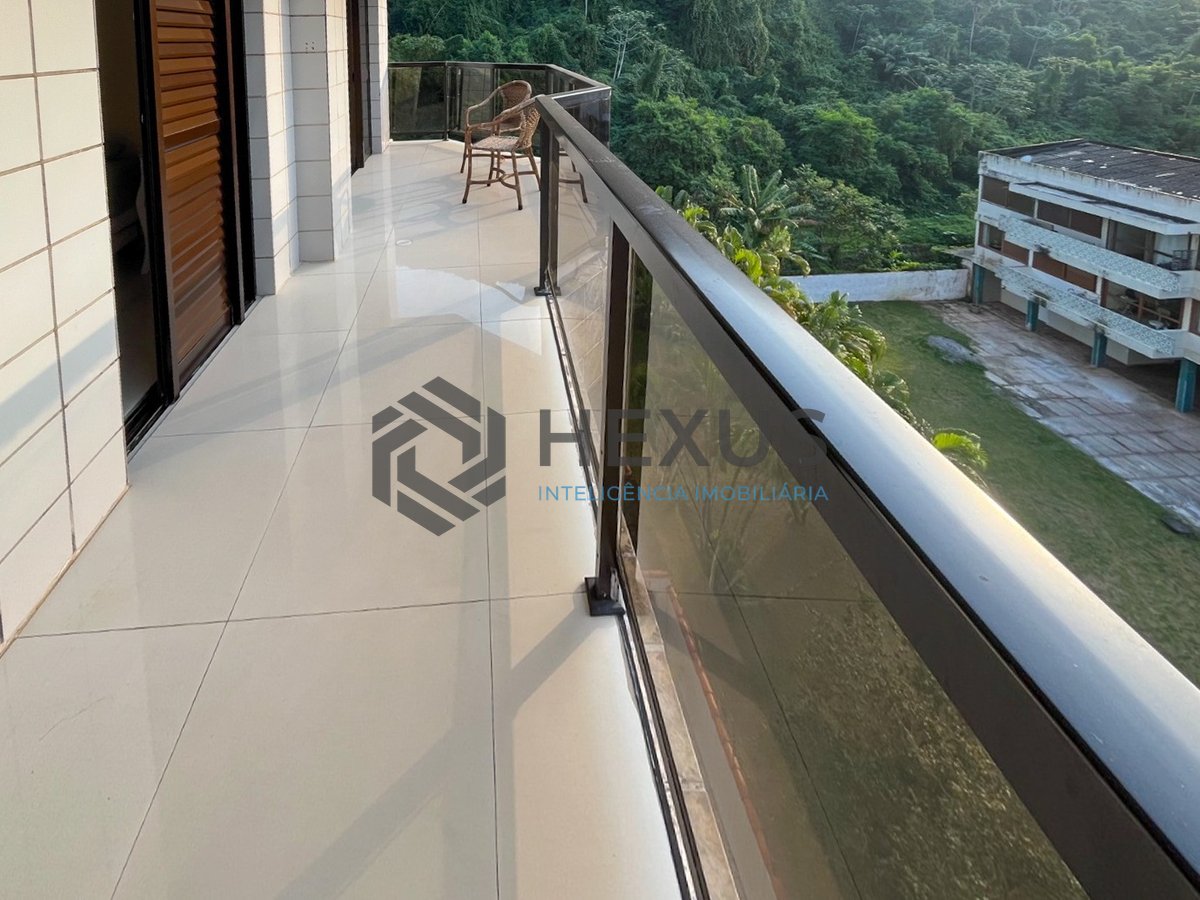 Foto 7 de Apartamento beira mar com varanda e lazer na Praia da Enseada, Guaruja