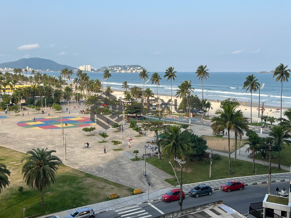 Foto 8 de Apartamento beira mar com varanda e lazer completo na Praia da Enseada, Guaruja