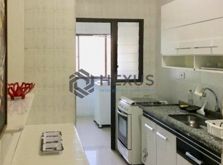Foto 8 de Apartamento  com varanda e lazer na Praia da Enseada, Guaruja