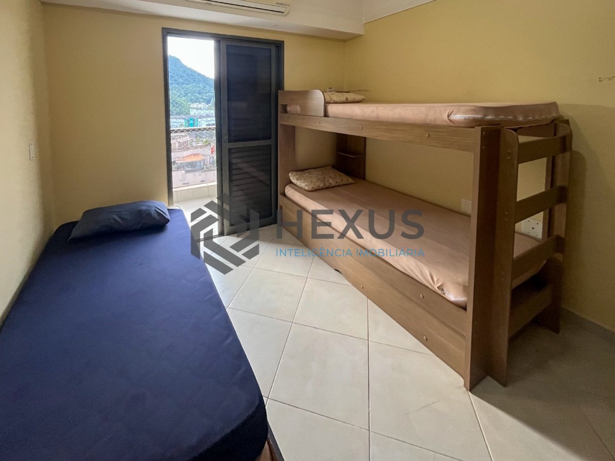 Foto 13 de Apartamento beira mar com varanda e lazer na Praia da Enseada, Guaruja