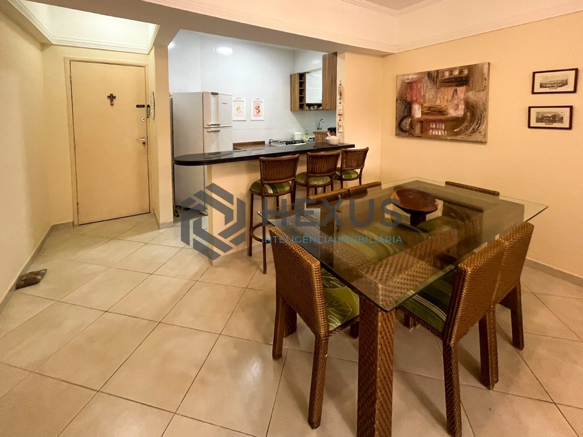 Foto 4 de Apartamento beira mar com varanda e lazer na Praia da Enseada, Guaruja